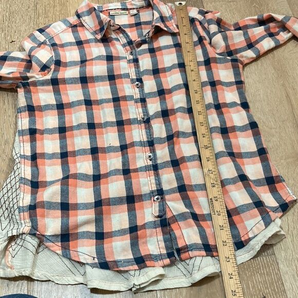 Anthropologie holding horses plaid top with contrasting ruffle fabric-2 - Picture 7 of 9